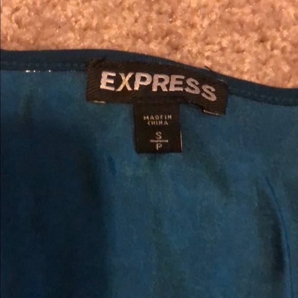 Turquoise tank - Picture 2 of 3